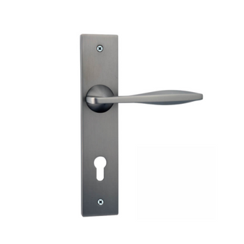 UKEN LEVER HANDLE W/PLATE CLASSIC - 103 PRICE IN SAUDI ARABIA